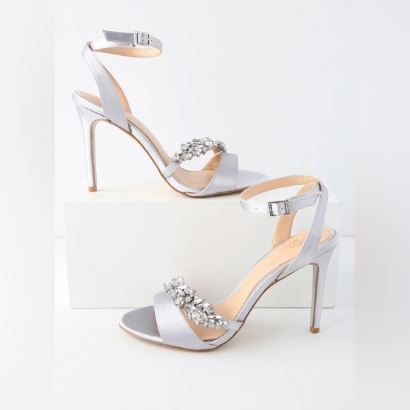 Jewel Badgley Mischka Merida Silver heels - Picture 7 of 7